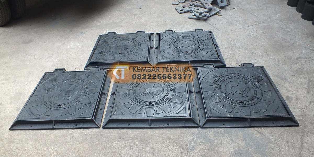 manhole-cover-madura