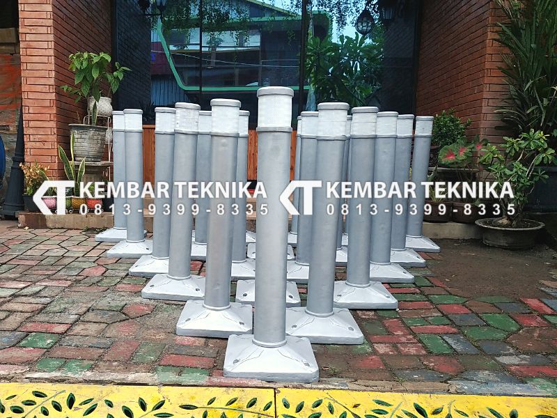 Jual Bollard Besi pembatas jalan