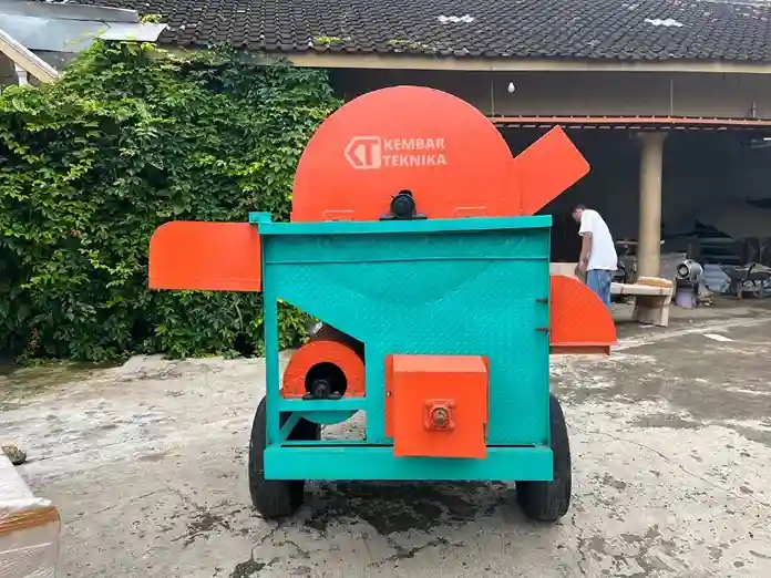 mesin perontok jagung kapasitas 600 kg